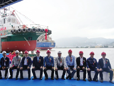 決戰四季度丨東南造船福州港2940KW純電池動力拖輪（DN645-1）順利下水